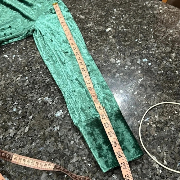 ON 34TH
Women's Crushed Velvet Midi Dress - Picture 3 of 6